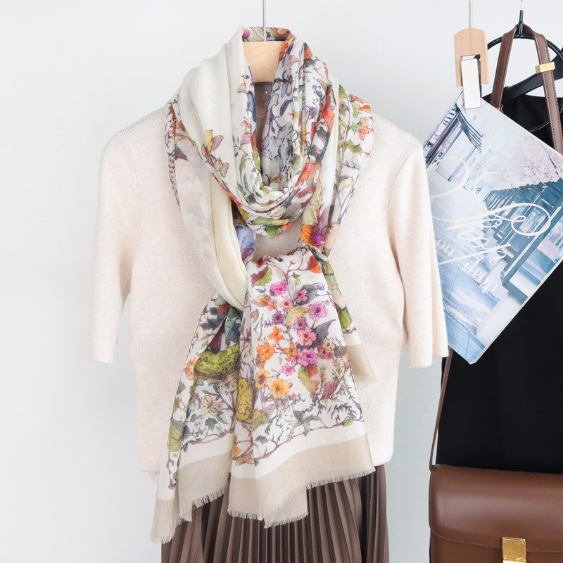 Winter Long Cashmere Tassels S - Women'S Fashion Designer Clothes review and price